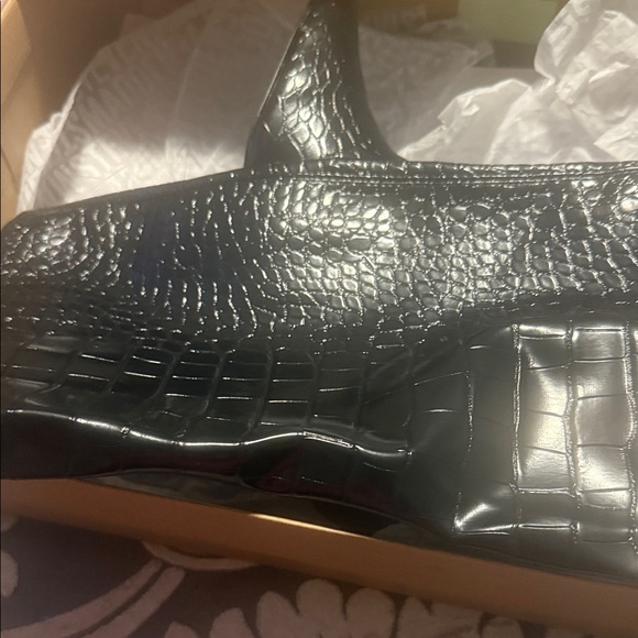 Steve Madden - Picture 3 of 6